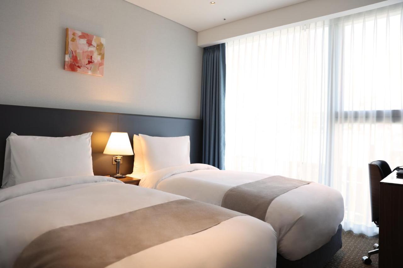 Hotel Stanford Myeongdong 3*